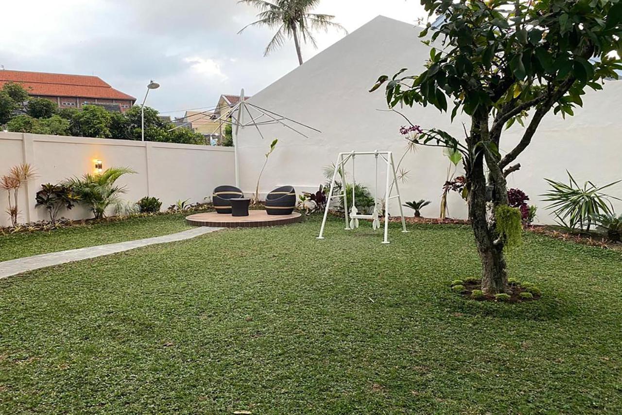 Oyo 90030 Thamrin