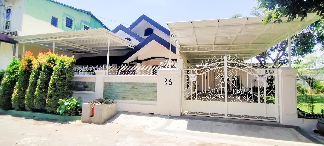 Oyo 90030 Thamrin Malang